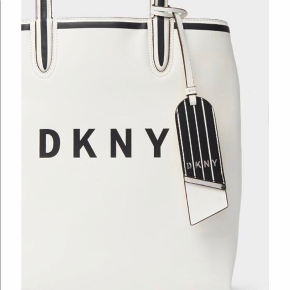 ⬇️DKNYauthentic leather,women bag, tote NEW W TAG - Picture 4 of 8